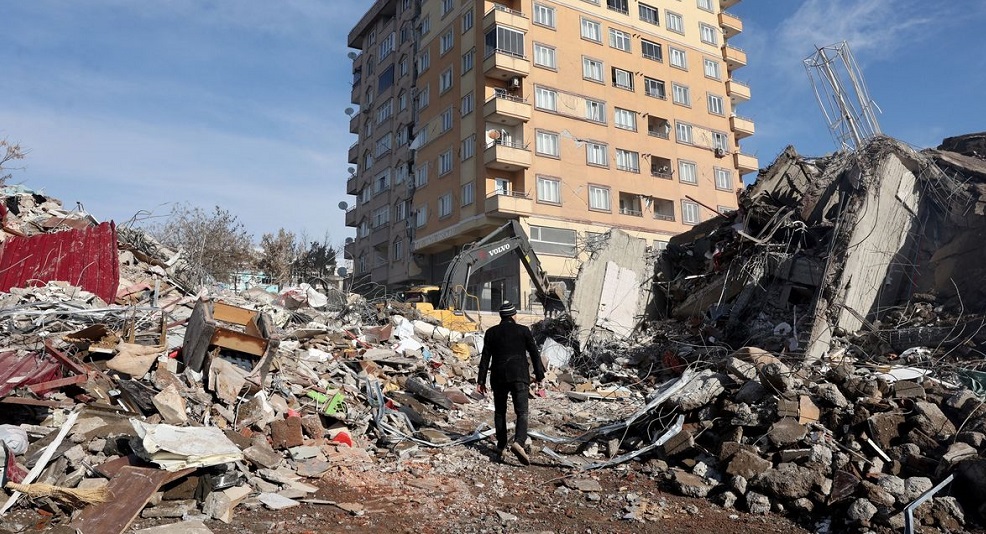 Termeti ne Turqi, 12 te arrestuar lidhur me shembjen e ndertesave